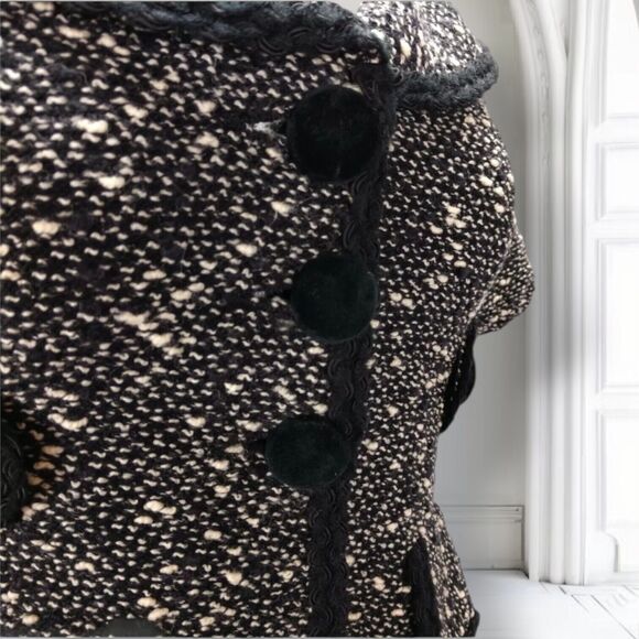 Vintage Nanette Lepore Boucle Tweed Blazer Size XS Acrylic Wool 90s Does 40s - Picture 7 of 10